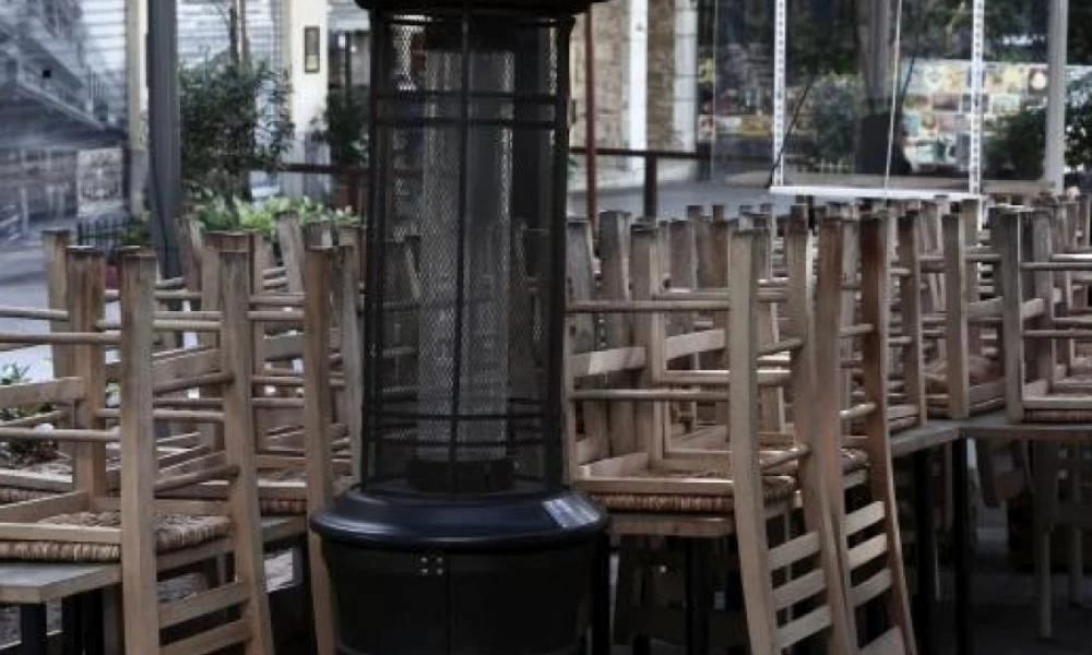 Η εστίαση ξεψυχάει: Τεράστια και ανεπανόρθωτη η ζημιά για τις επιχειρήσεις